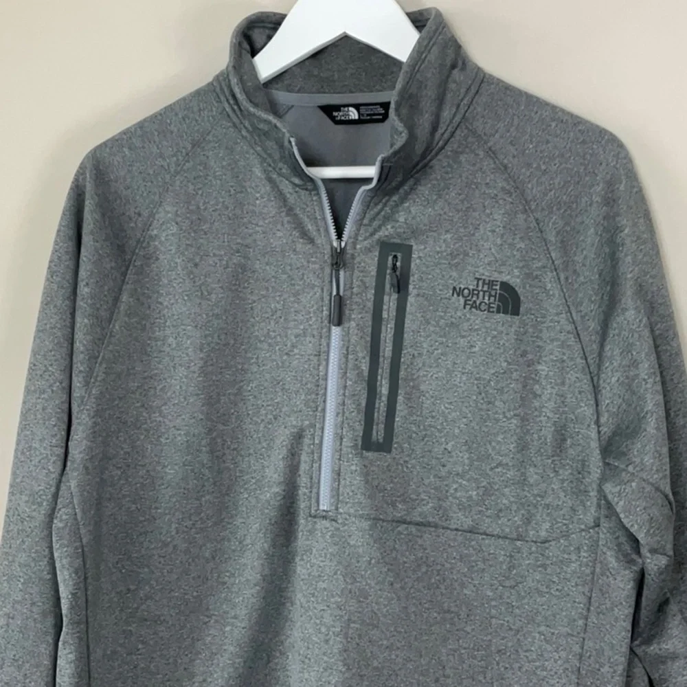 The North Face men’s quarter zip grey